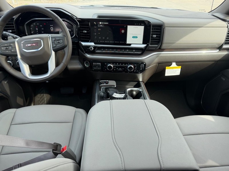 GMC Sierra 1500 Vehicle Full-screen Gallery Image 9