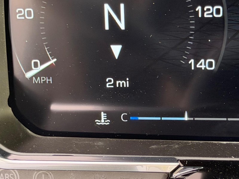 GMC Sierra 1500 Vehicle Full-screen Gallery Image 20