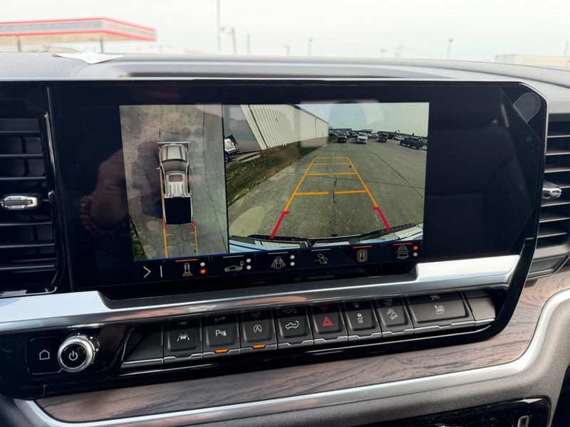 GMC Sierra 1500 Vehicle Full-screen Gallery Image 21