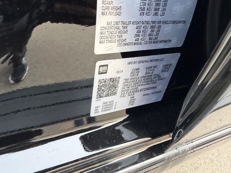 GMC Sierra 1500 Vehicle Full-screen Gallery Image 22