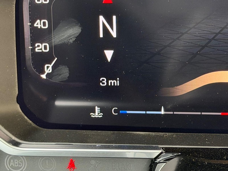 GMC Sierra 1500 Vehicle Full-screen Gallery Image 19