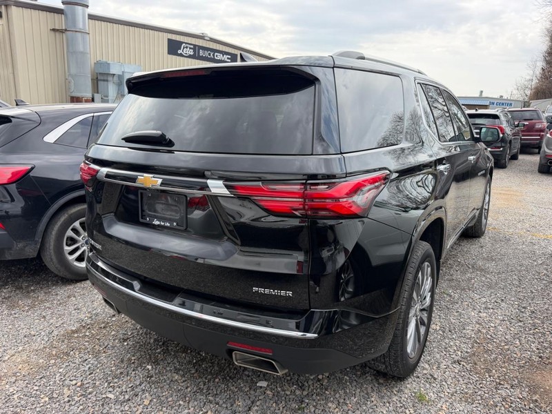 Chevrolet Traverse Vehicle Full-screen Gallery Image 3