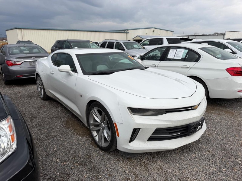 Chevrolet Camaro Vehicle Full-screen Gallery Image 02