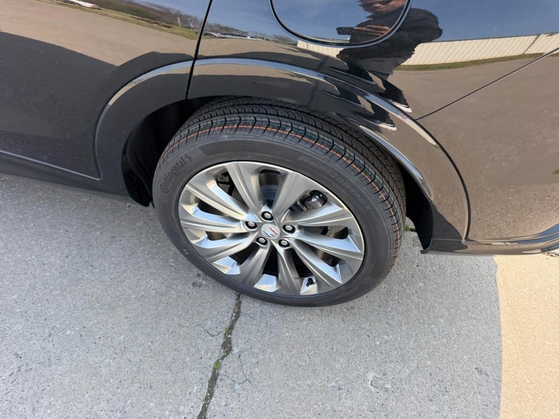 Buick Envista Vehicle Full-screen Gallery Image 7