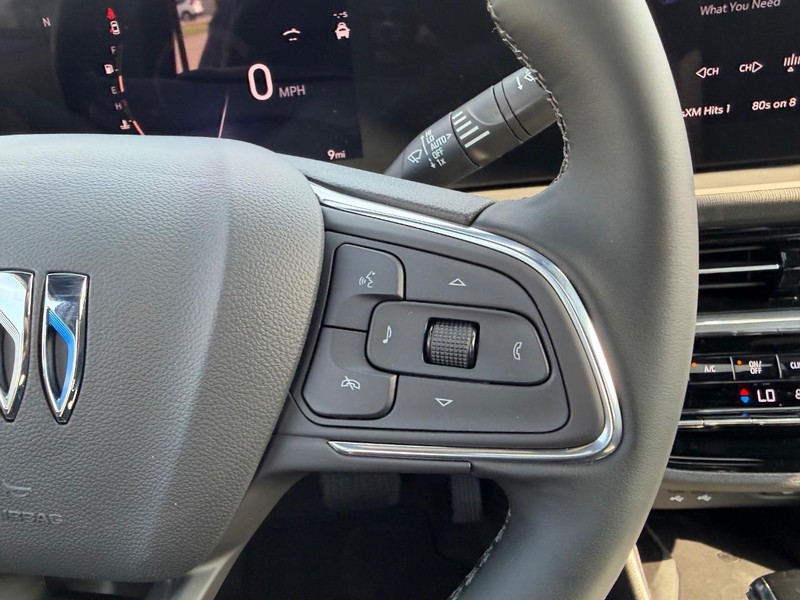 Buick Envista Vehicle Full-screen Gallery Image 13