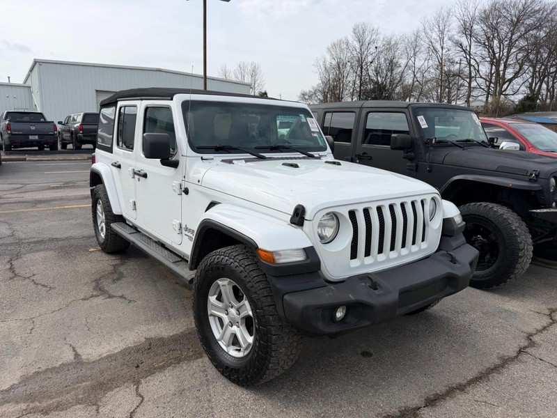 Jeep Wrangler Unlimited Vehicle Full-screen Gallery Image 2