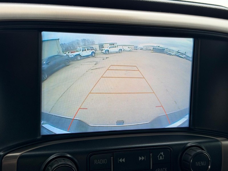 GMC Sierra 2500HD Vehicle Full-screen Gallery Image 19