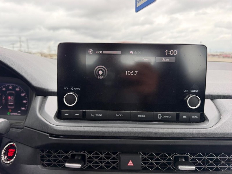 Honda Accord Sedan Vehicle Full-screen Gallery Image 12