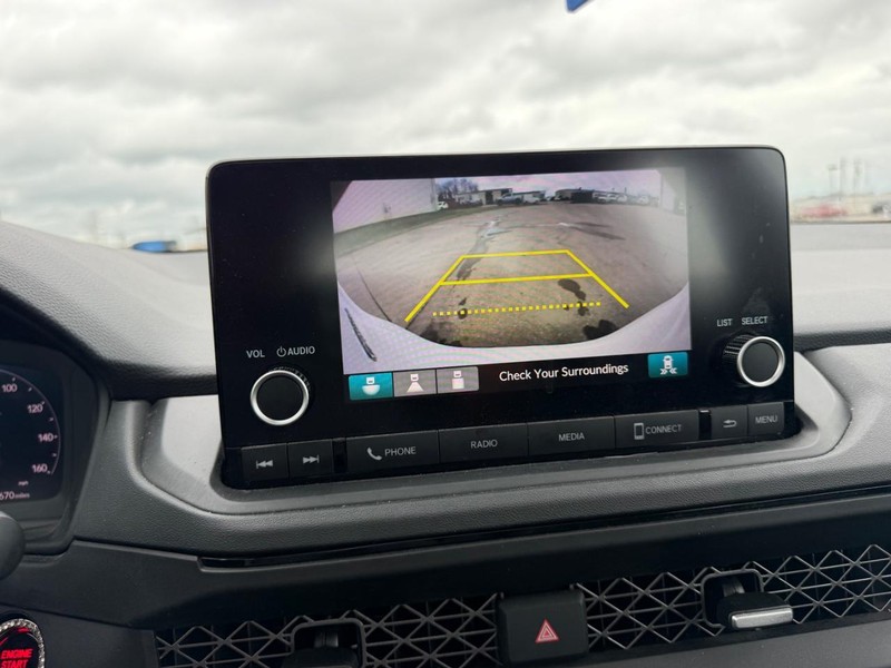 Honda Accord Sedan Vehicle Full-screen Gallery Image 19