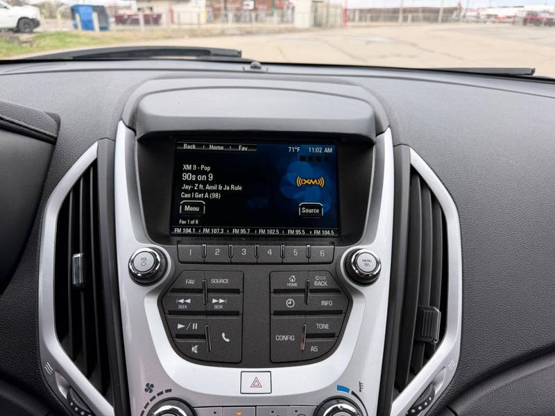 GMC Terrain Vehicle Full-screen Gallery Image 12