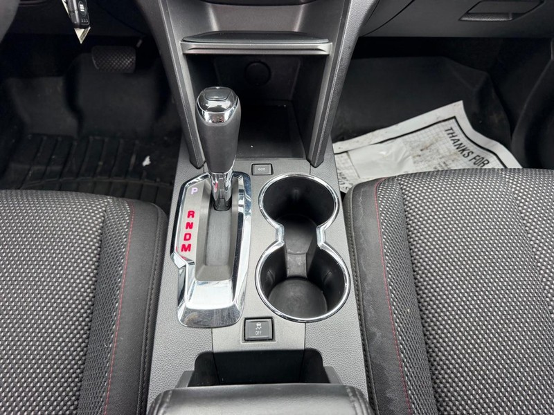 GMC Terrain Vehicle Full-screen Gallery Image 14