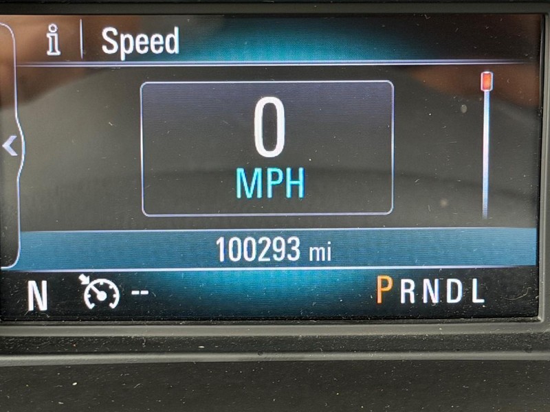 Buick Envision Vehicle Full-screen Gallery Image 21