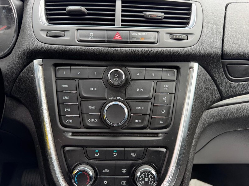 Buick Encore Vehicle Full-screen Gallery Image 13