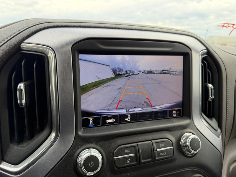GMC Sierra 1500 Vehicle Full-screen Gallery Image 20