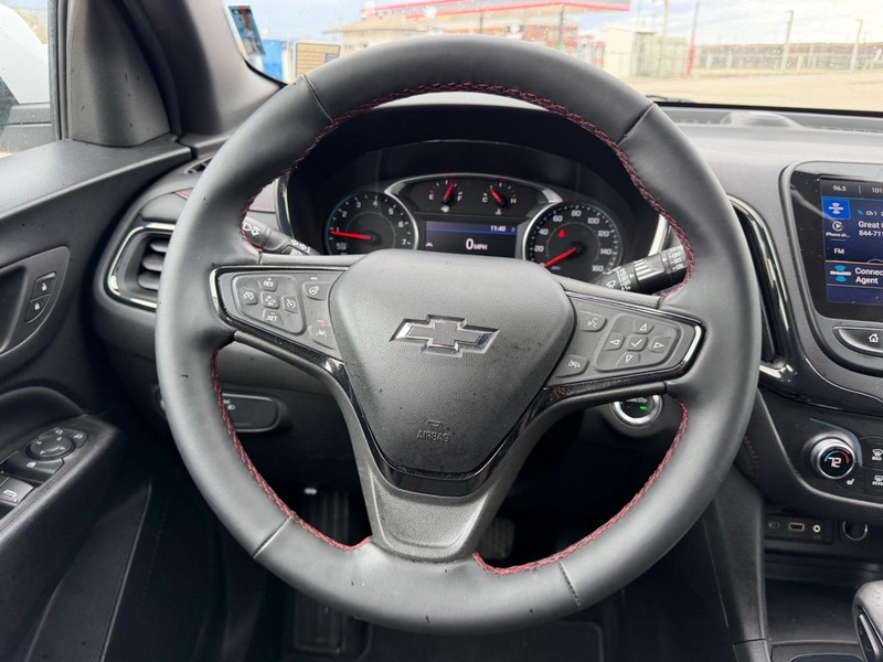 Chevrolet Equinox Vehicle Full-screen Gallery Image 10