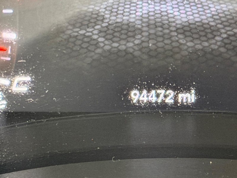 Dodge Charger Vehicle Full-screen Gallery Image 17