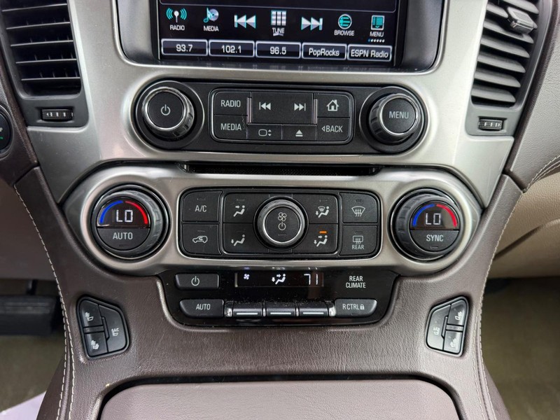 Chevrolet Tahoe Vehicle Full-screen Gallery Image 15