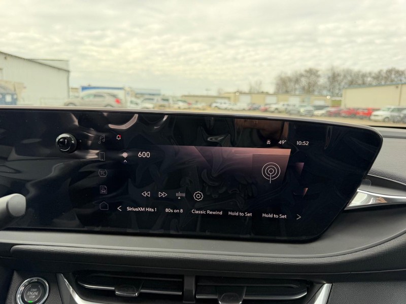 Buick Envista Vehicle Full-screen Gallery Image 13
