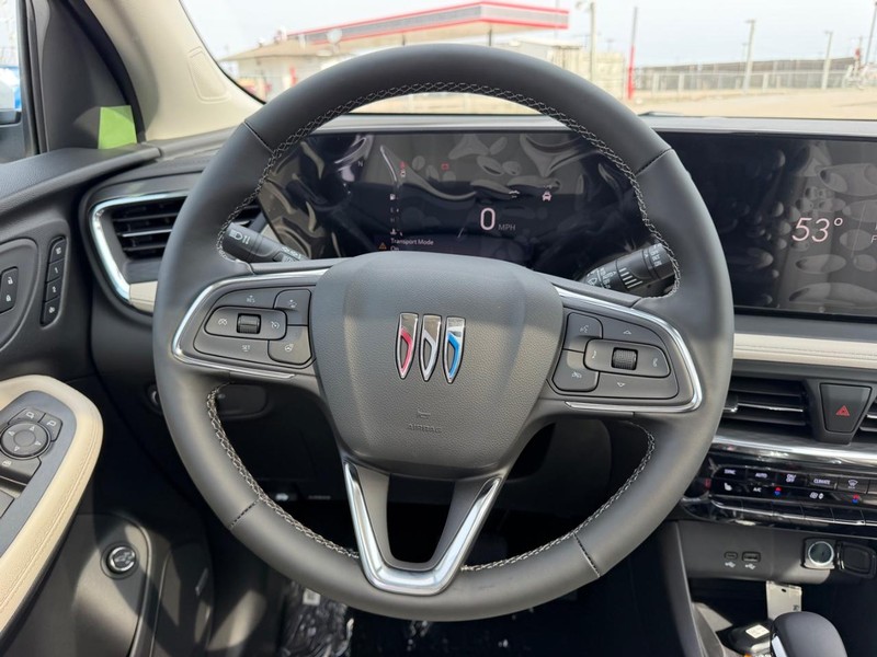 Buick Encore GX Vehicle Full-screen Gallery Image 11
