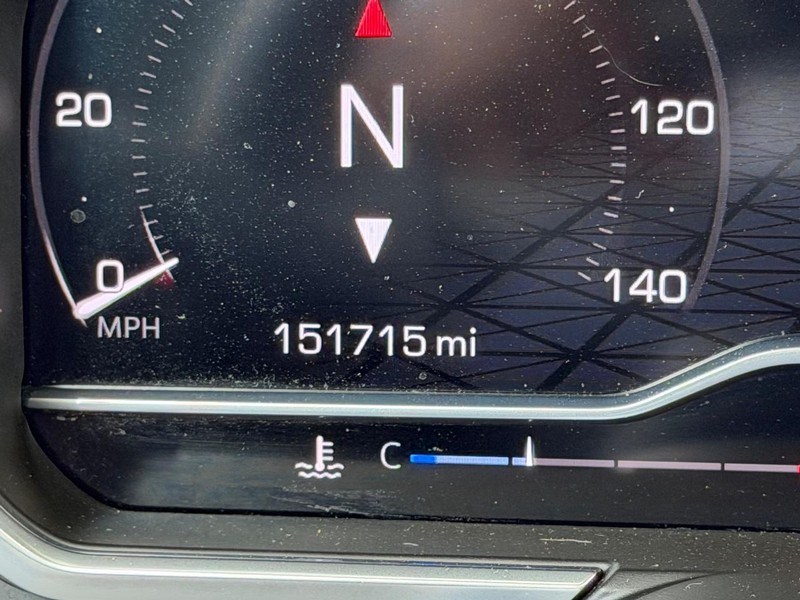 GMC Sierra 1500 Vehicle Full-screen Gallery Image 19