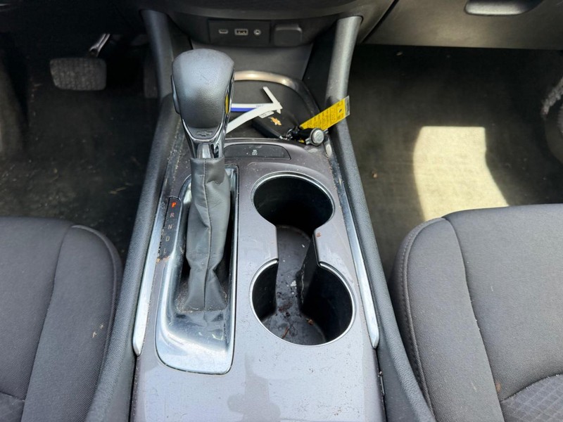 Chevrolet Malibu Vehicle Full-screen Gallery Image 14