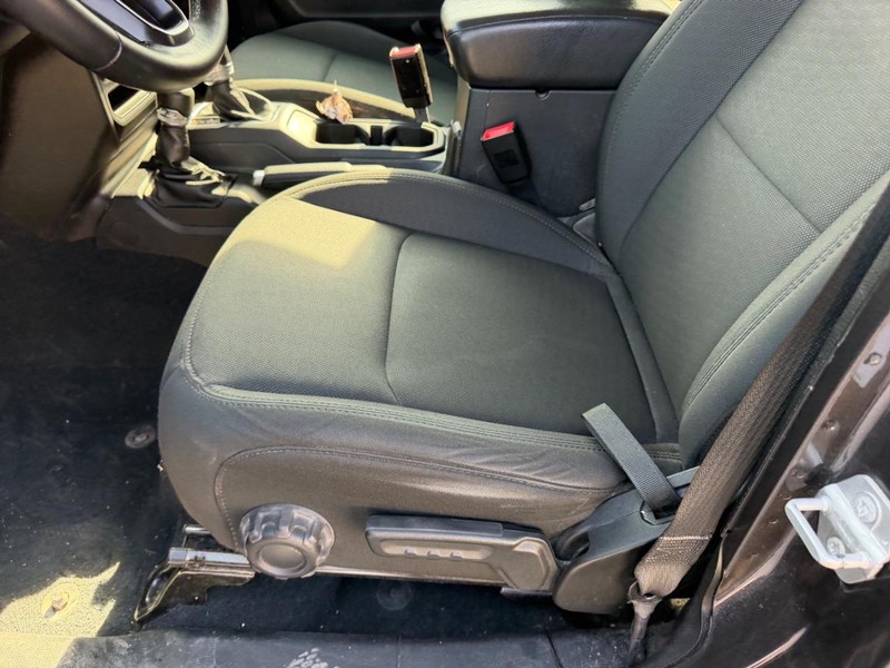 Jeep Wrangler Unlimited Vehicle Full-screen Gallery Image 17