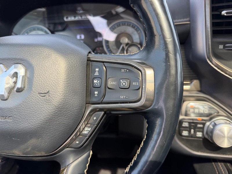 Ram 1500 Vehicle Full-screen Gallery Image 13