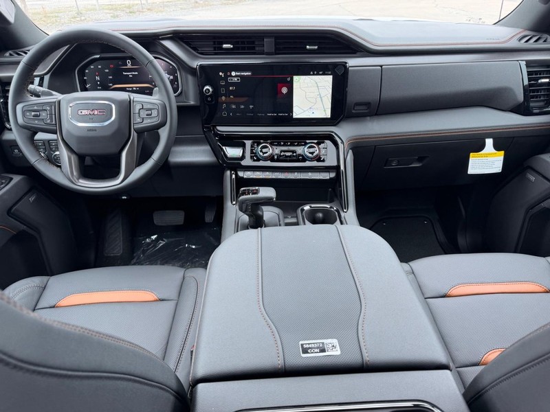 GMC Sierra 1500 Vehicle Full-screen Gallery Image 9