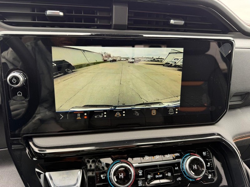 GMC Sierra 1500 Vehicle Full-screen Gallery Image 21