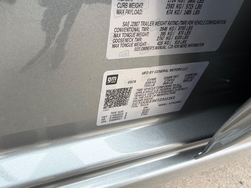 GMC Sierra 1500 Vehicle Full-screen Gallery Image 22