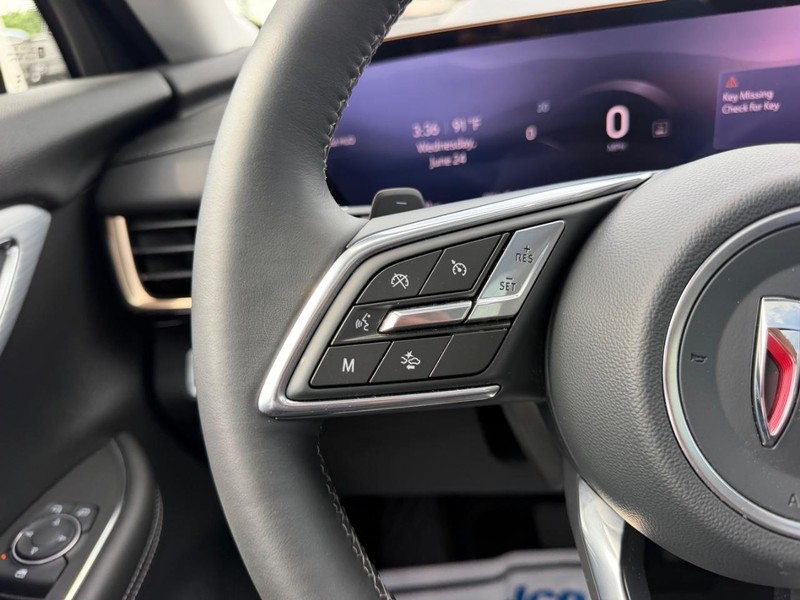 Buick Envision Vehicle Full-screen Gallery Image 12