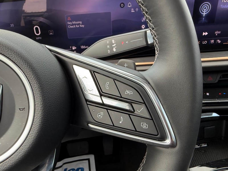 Buick Envision Vehicle Full-screen Gallery Image 13