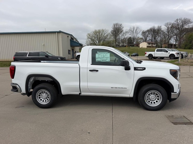 GMC Sierra 1500 Vehicle Full-screen Gallery Image 2