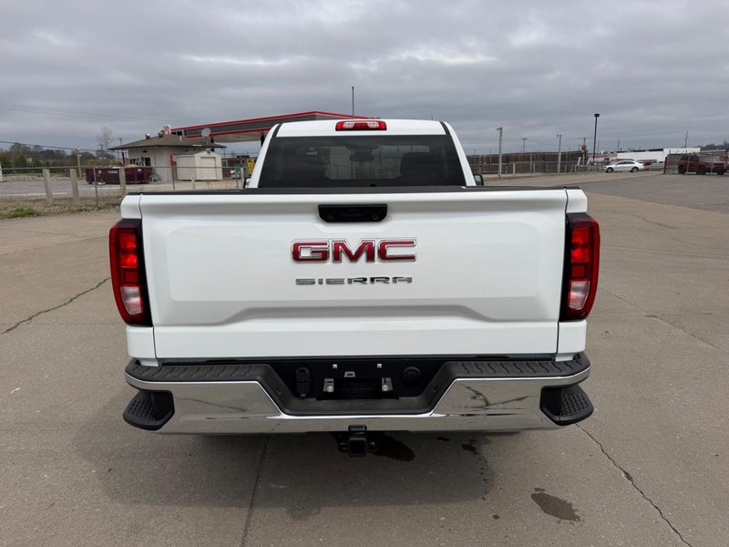 GMC Sierra 1500 Vehicle Full-screen Gallery Image 4