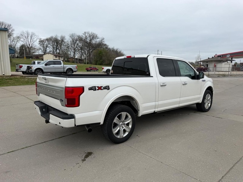 Ford F-150 Vehicle Full-screen Gallery Image 3