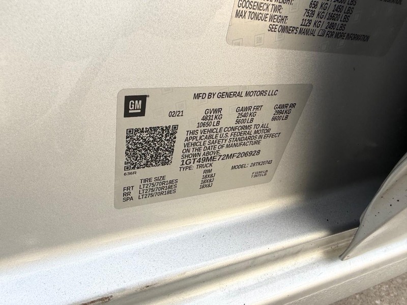 GMC Sierra 2500HD Vehicle Full-screen Gallery Image 19