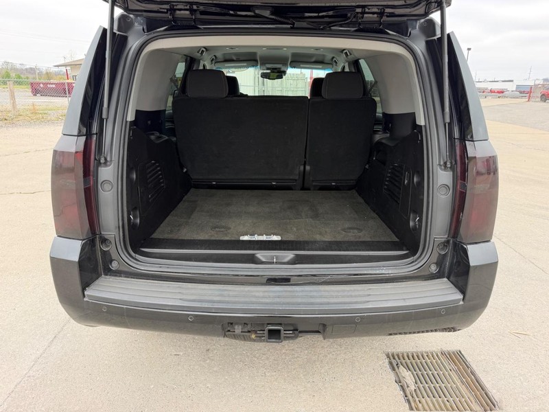Chevrolet Tahoe Vehicle Full-screen Gallery Image 5