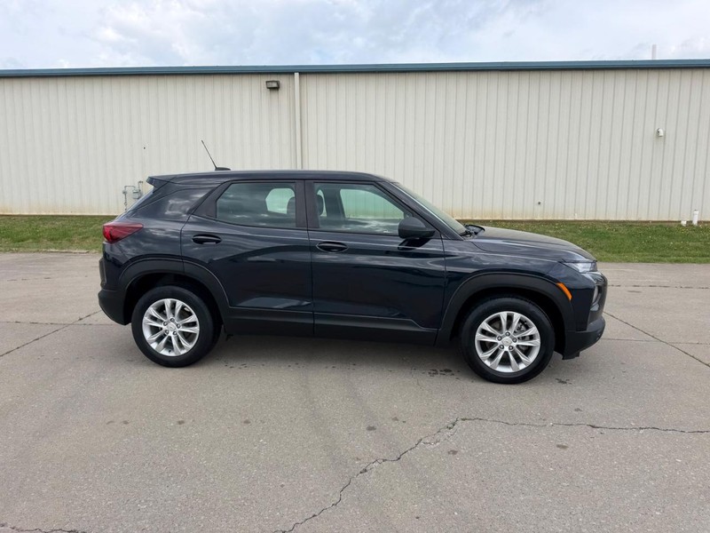 Chevrolet TrailBlazer Vehicle Full-screen Gallery Image 2