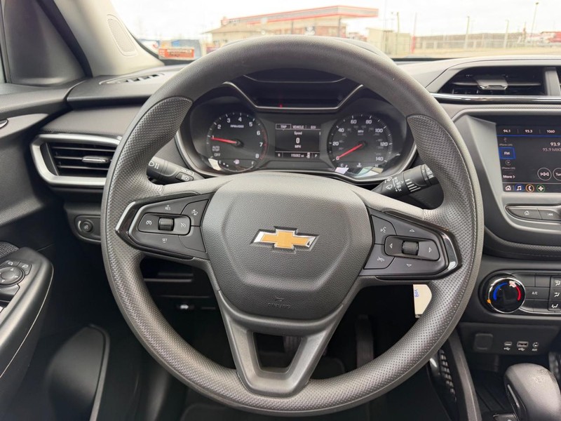 Chevrolet TrailBlazer Vehicle Full-screen Gallery Image 9