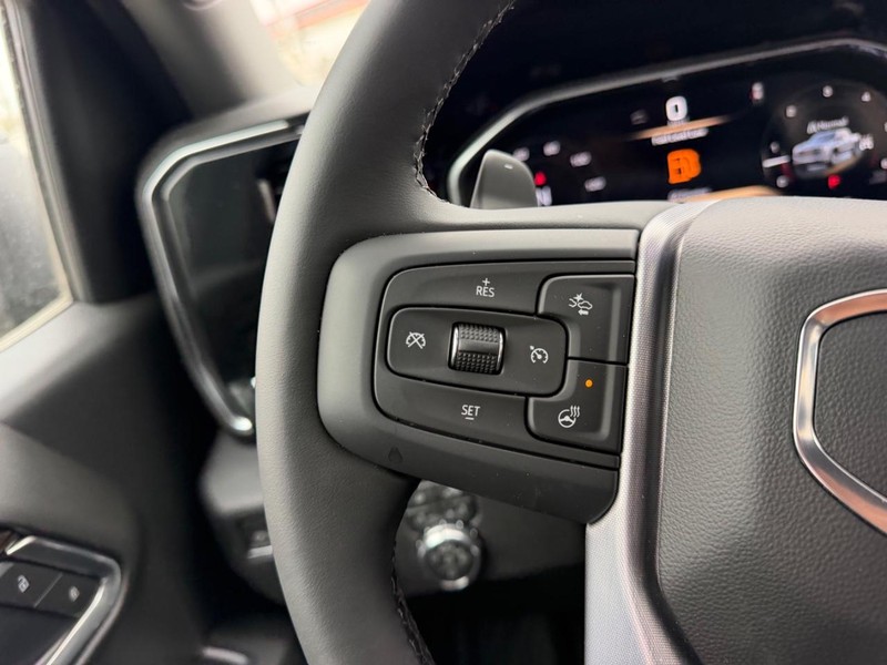 GMC Sierra 1500 Vehicle Full-screen Gallery Image 10