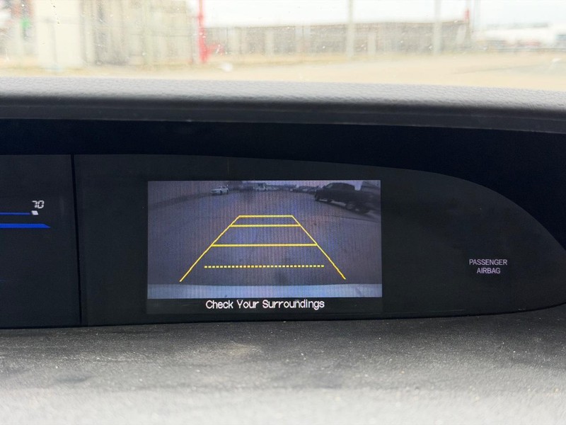 Honda Civic Sedan Vehicle Full-screen Gallery Image 14