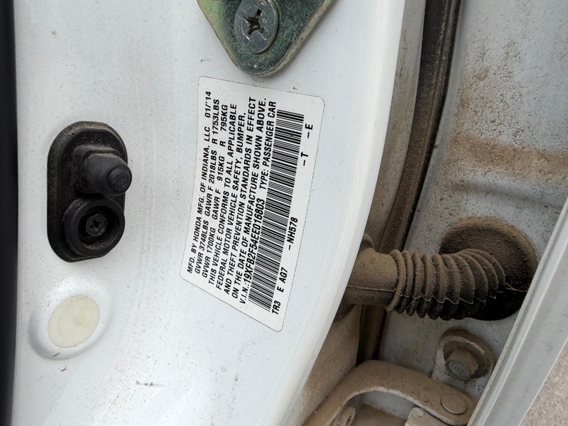 Honda Civic Sedan Vehicle Full-screen Gallery Image 15