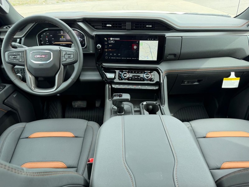 GMC Sierra 1500 Vehicle Full-screen Gallery Image 9