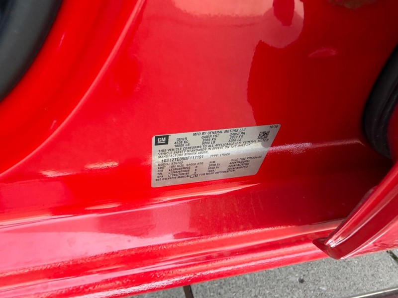 GMC Sierra 2500HD Vehicle Full-screen Gallery Image 20