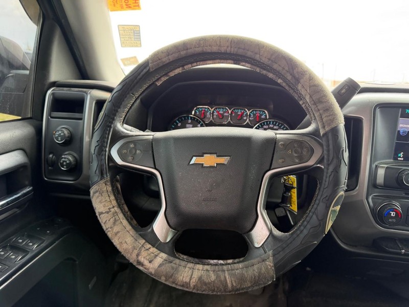 Chevrolet Silverado 1500 Vehicle Full-screen Gallery Image 9