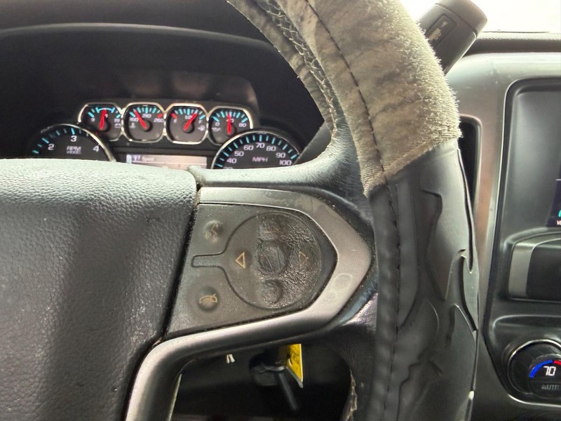 Chevrolet Silverado 1500 Vehicle Full-screen Gallery Image 11