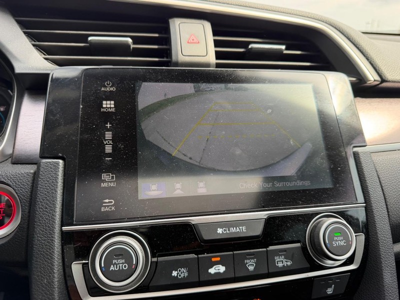 Honda Civic Sedan Vehicle Full-screen Gallery Image 19