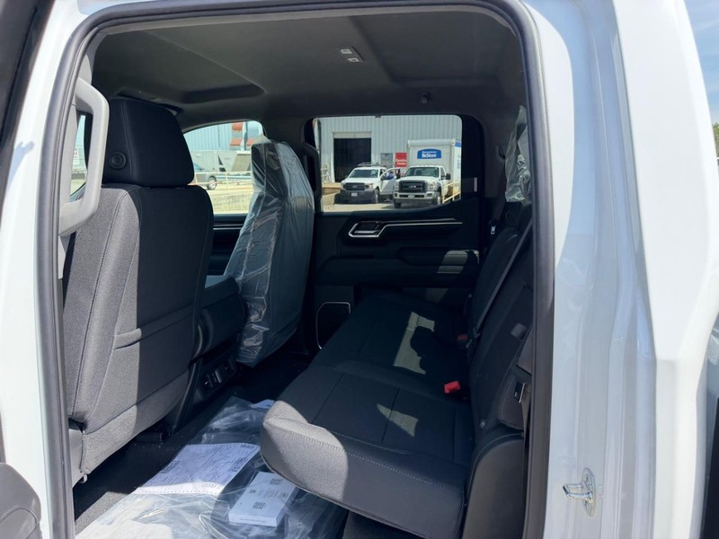 GMC Sierra 1500 Vehicle Full-screen Gallery Image 7