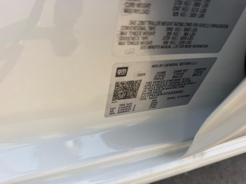 GMC Sierra 1500 Vehicle Full-screen Gallery Image 19