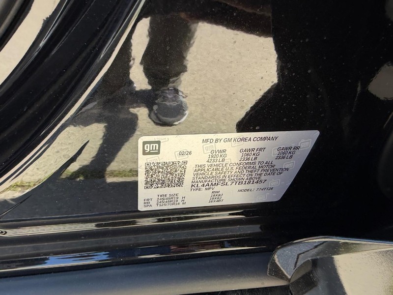 Buick Encore GX Vehicle Full-screen Gallery Image 21